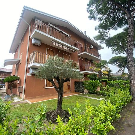 Apartamento Cond Giardino Lignano Sabbiadoro Exterior foto