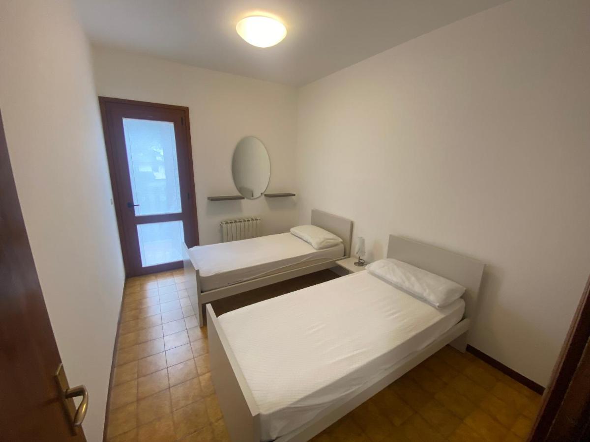 Apartamento Cond Giardino Lignano Sabbiadoro Exterior foto